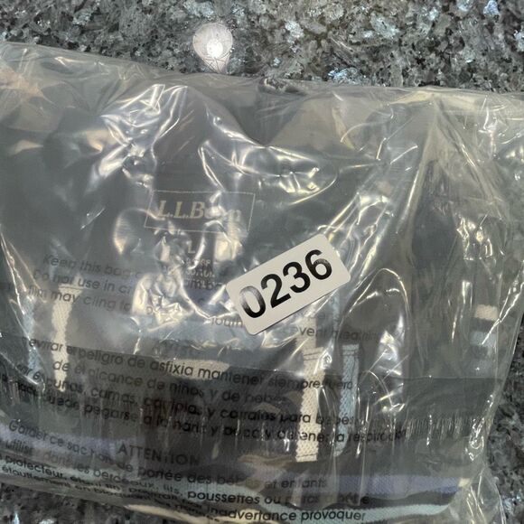 L.L.Bean Men’s Striped Polo Shirt Size Large 100% Cotton Navy Blue - Picture 6 of 6